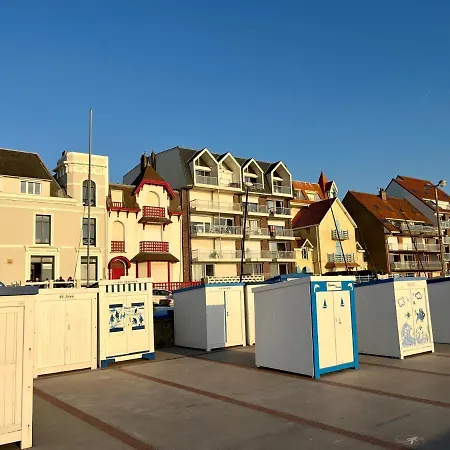 Les Cles De La Apartment
