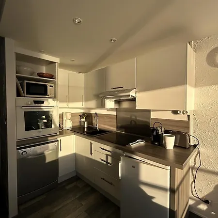 Les Cles De La アパート